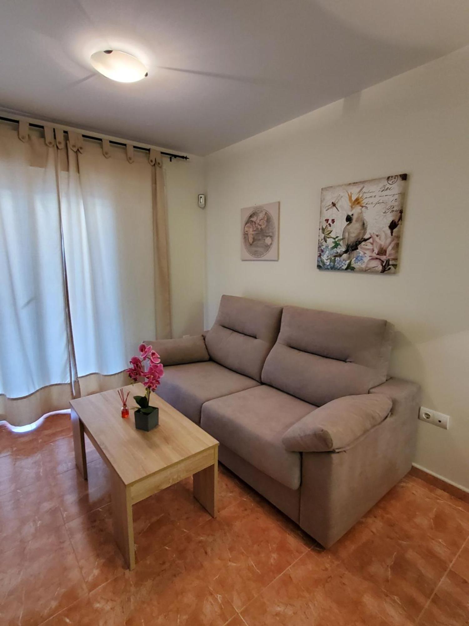 Bajo En Primera Linea De Vera-Playa Con Piscina Privada! 객실 사진